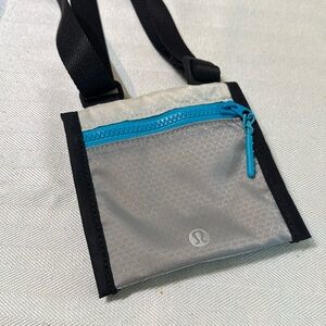 Lululemon Crossbody Wallet with strap